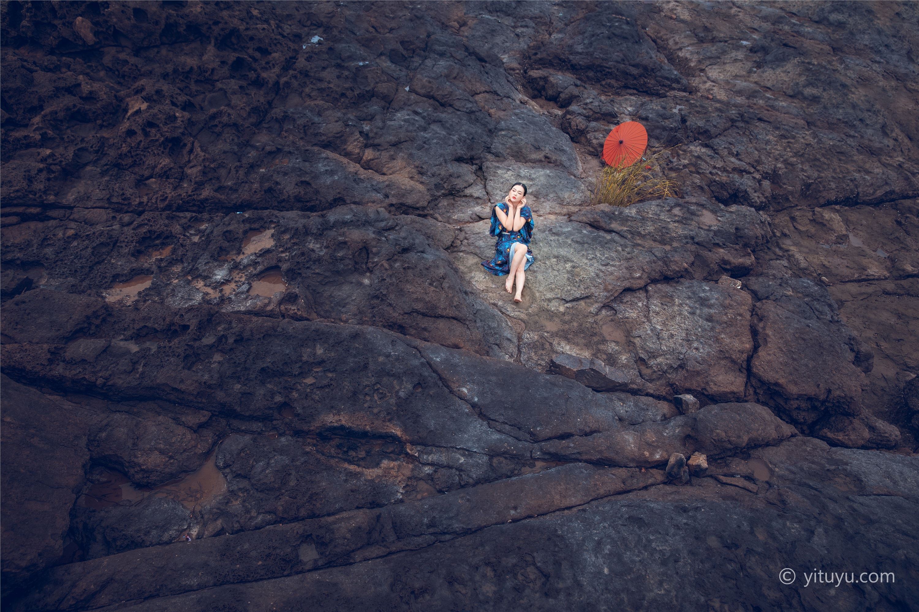 YITUYU艺图语  2021.06.25 一念成思 陽兒